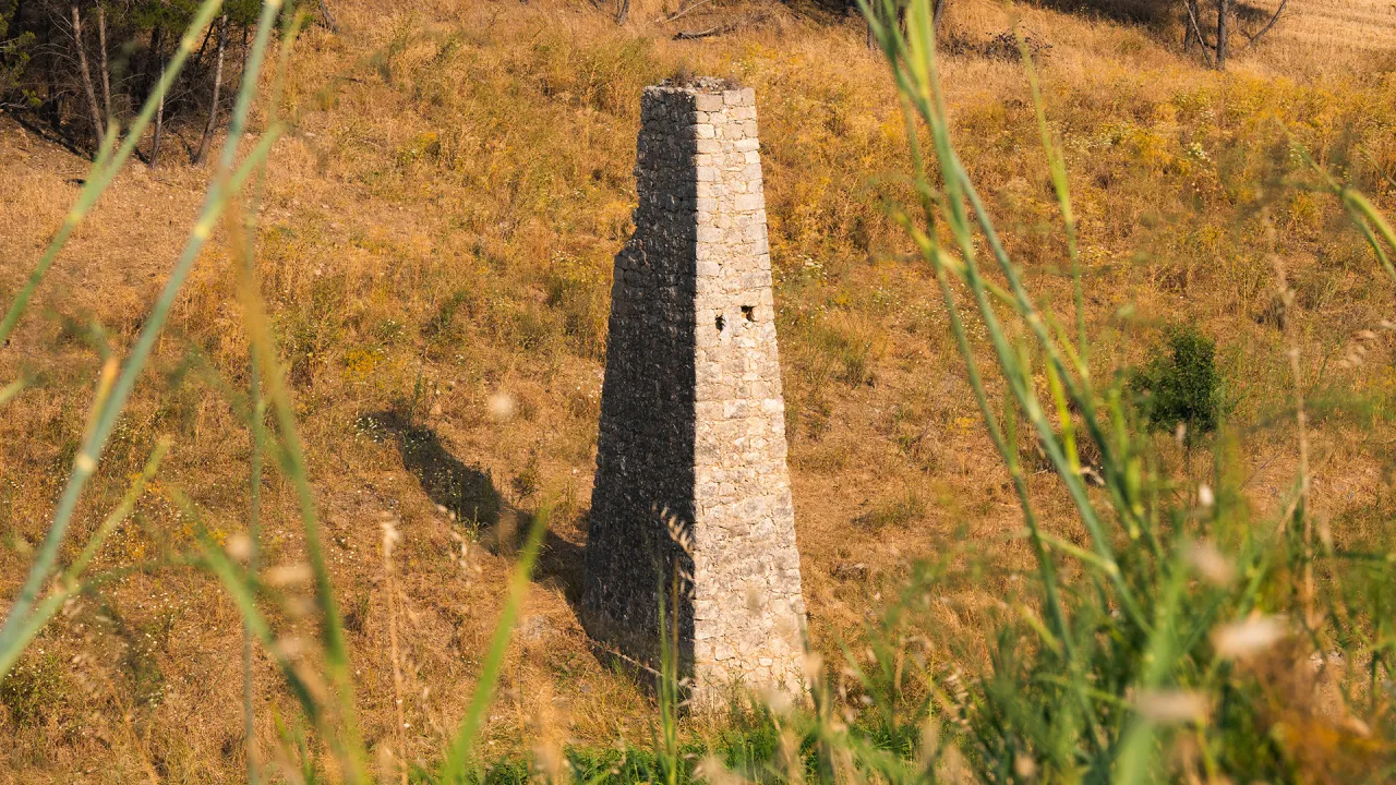 Resti dei mulini ad acqua, Delia