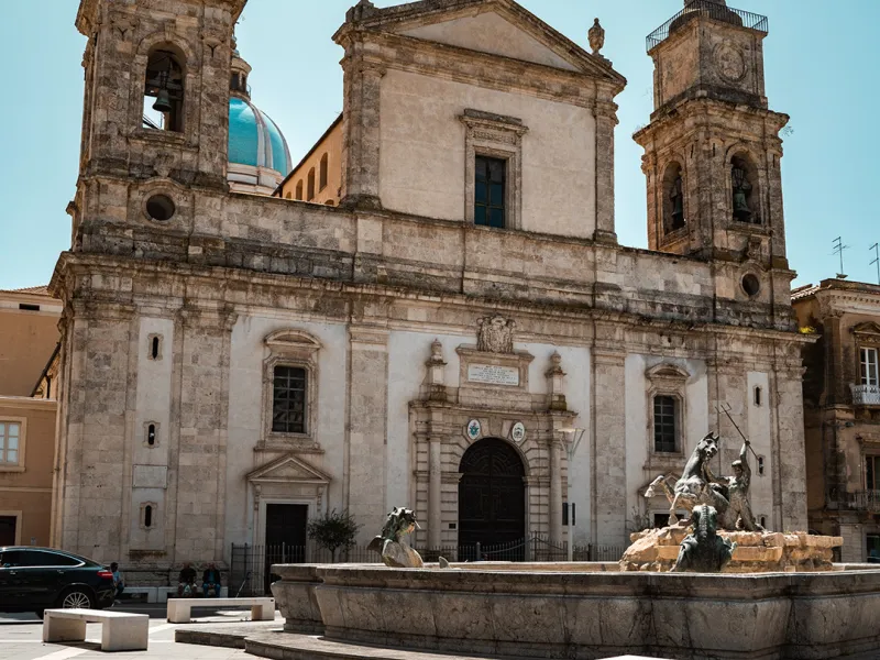 Cattedrale di Santa Maria La Nova