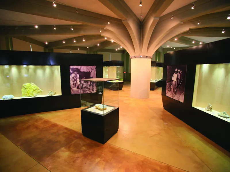 Mineralogical, Paleontological and Sulphur Mine Museum