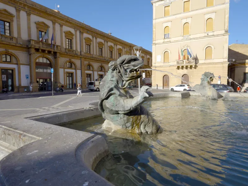 Fontana del Tritone