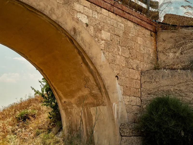 Ponte della ferrovia di Delia
