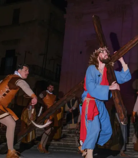 Delia si prepara alla Settimana Santa