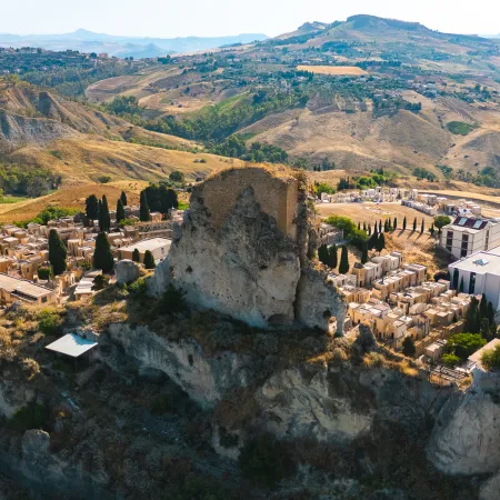 Castello di Pietrarossa