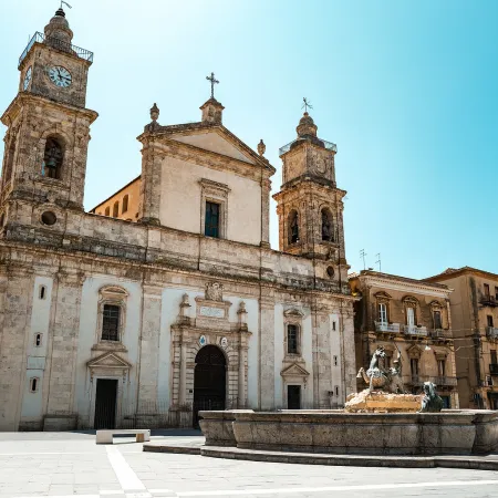 Cattedrale di Santa Maria La Nova