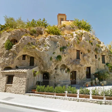 Grottes Giunta